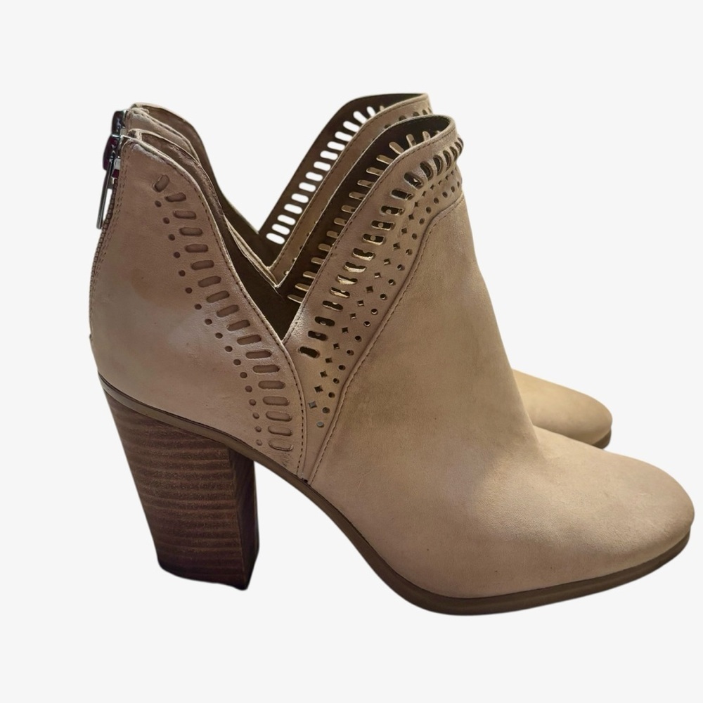 Vince Camuto Booties Size 7 Fileana Suede Leather Beige Heeled Boots Split Shaft